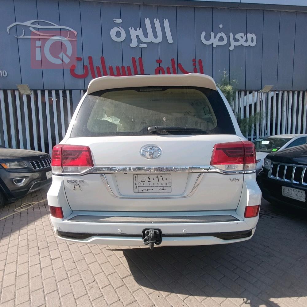 تويوتا لاندكروزر